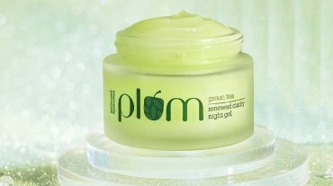 plum green tea night gel